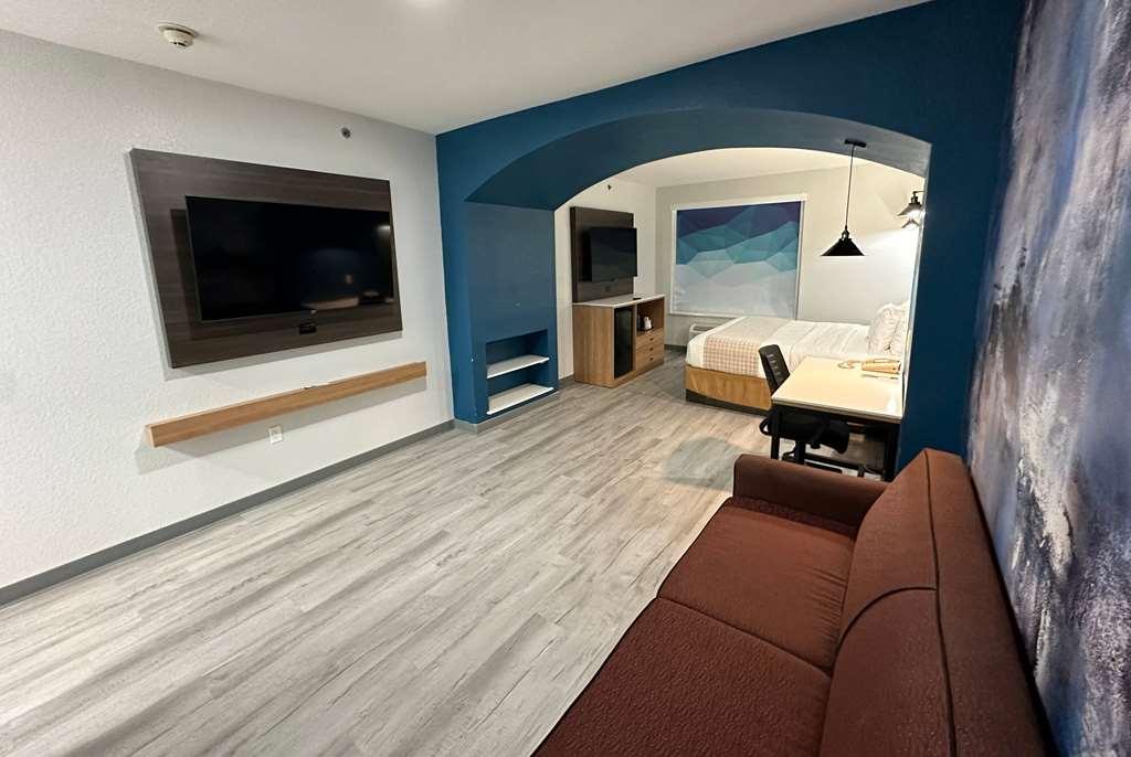 La Quinta Inn & Suites By Wyndham Ft Worth-Берлесон Номер фото